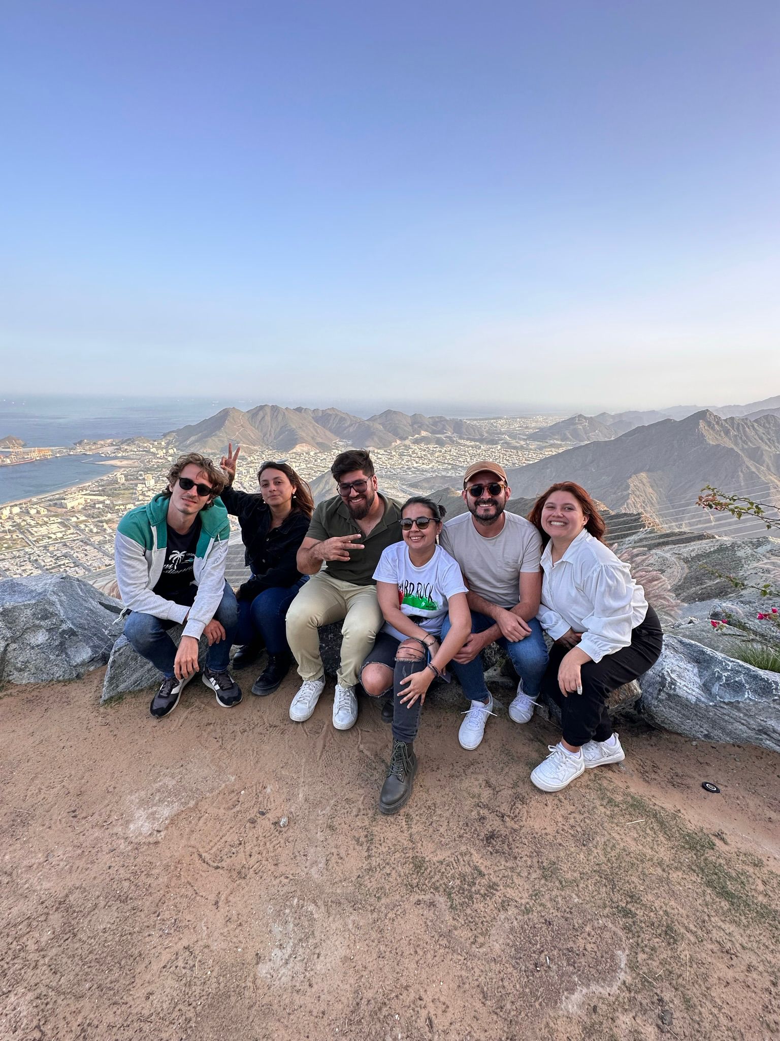 Oscar Gimenez y amigos en Dubai - Viajes en grupo a Dubai con Mastebali