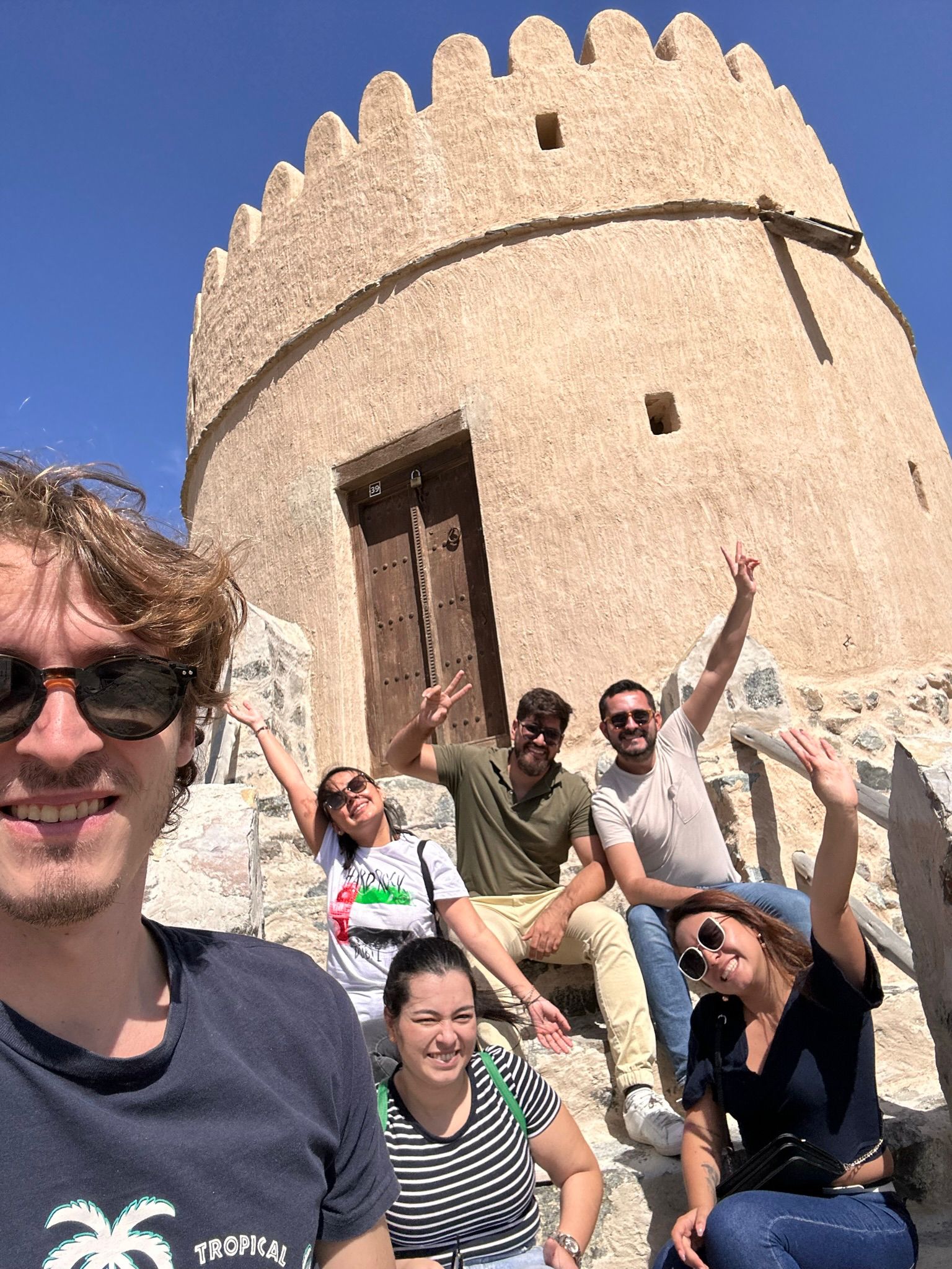 Oscar Gimenez y amigos en Dubai - Viajes en grupo a Dubai con Mastebali